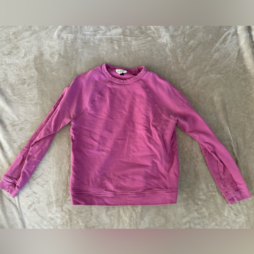 Pink/Purple Crewneck/Long Sleeve
Universal Threads
Size Small